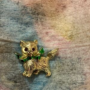 Beatrix kitty  Christmas pin